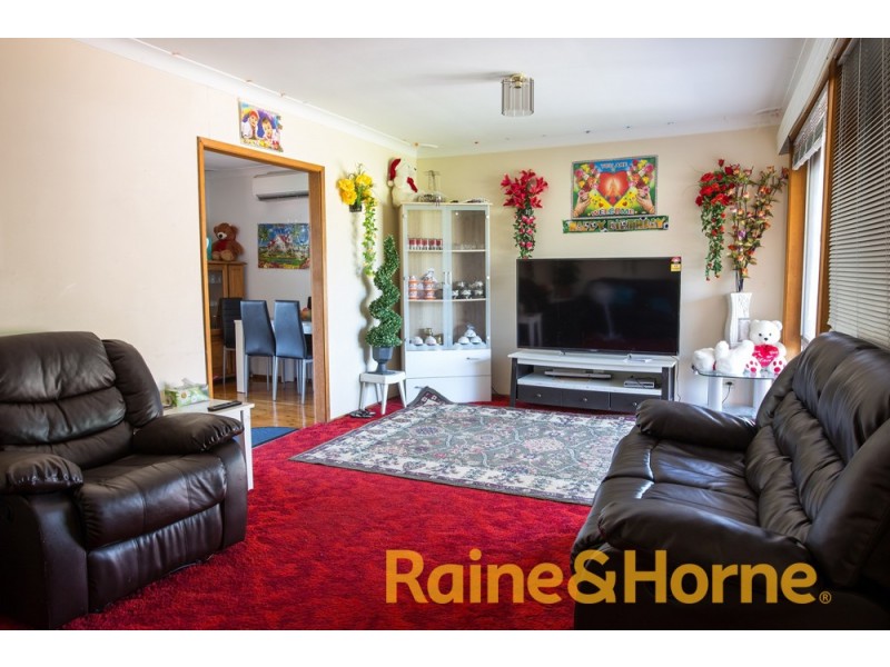 12 Jean Street, Kingswood NSW 2747