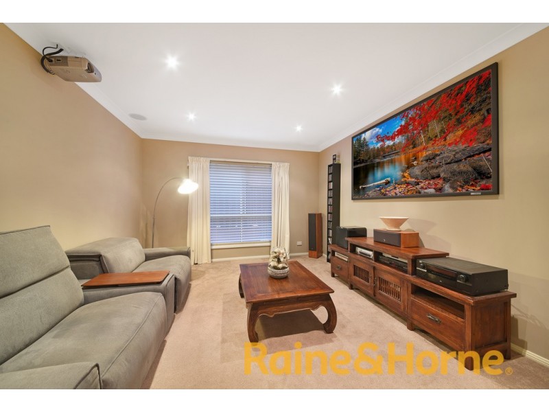 38 Kenneth Slessor Drive, Glenmore Park NSW 2745