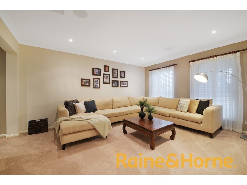 38 Kenneth Slessor Drive, Glenmore Park NSW 2745