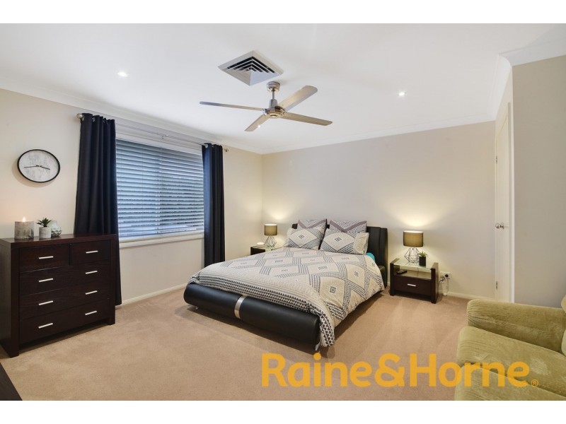 38 Kenneth Slessor Drive, Glenmore Park NSW 2745