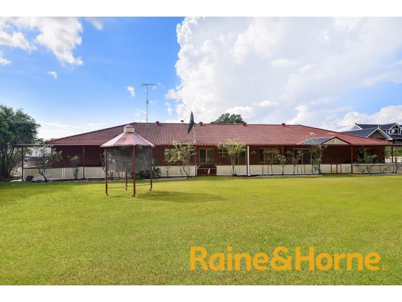 198 Linden Crescent, Cranebrook NSW 2749