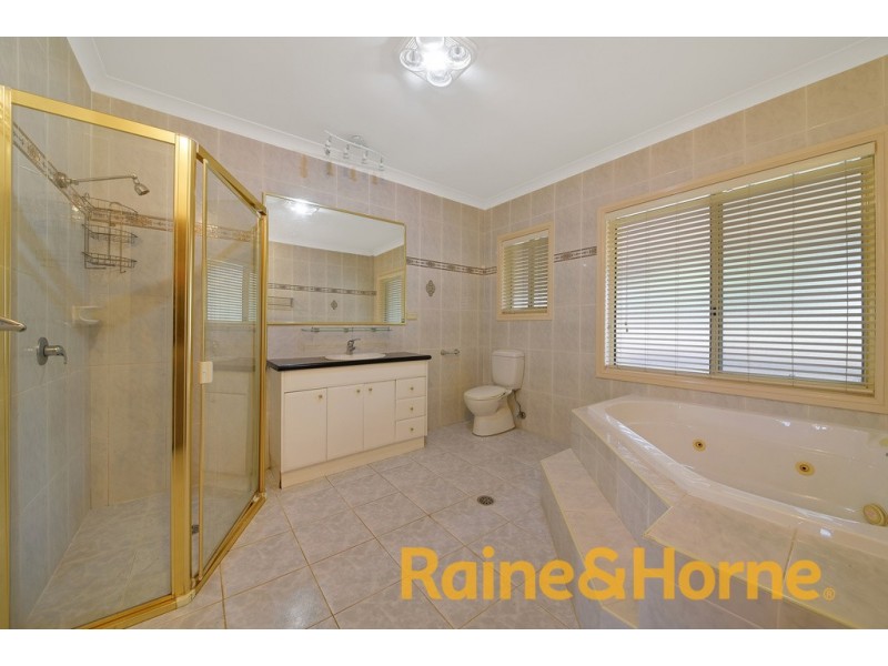 198 Linden Crescent, Cranebrook NSW 2749