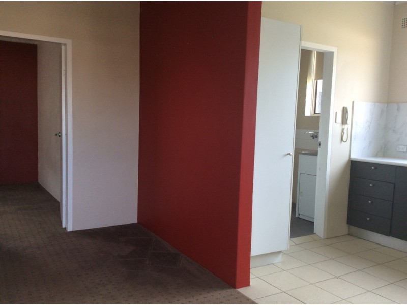 8/5 Preston Street, Penrith NSW 2750