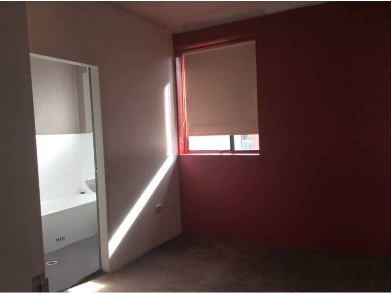 8/5 Preston Street, Penrith NSW 2750