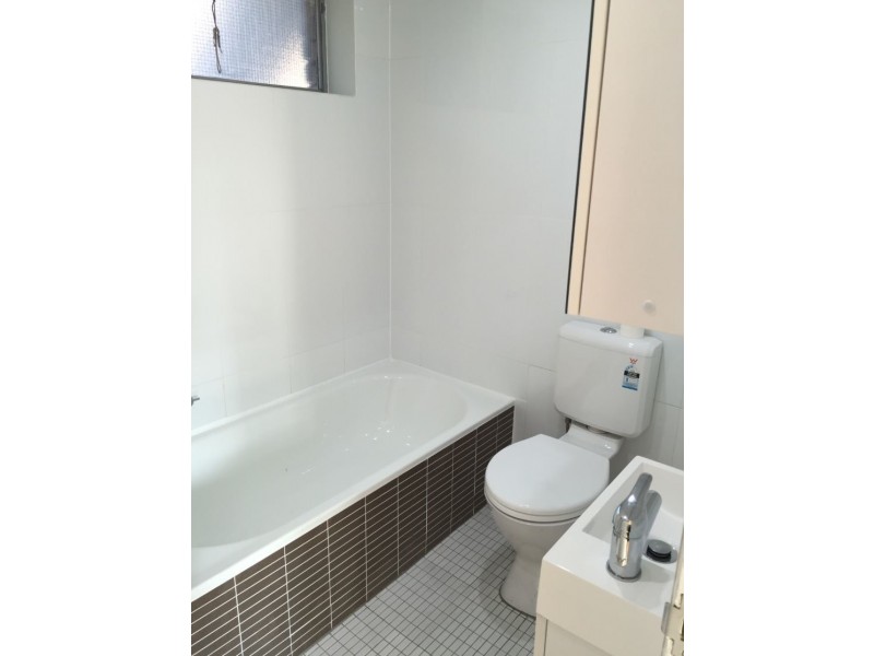 9/9- 11 Santley Crescent, Kingswood NSW 2747