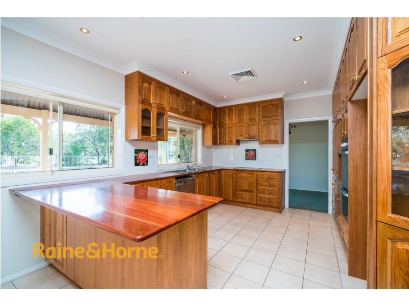 223 Hinxman Road, Castlereagh NSW 2749