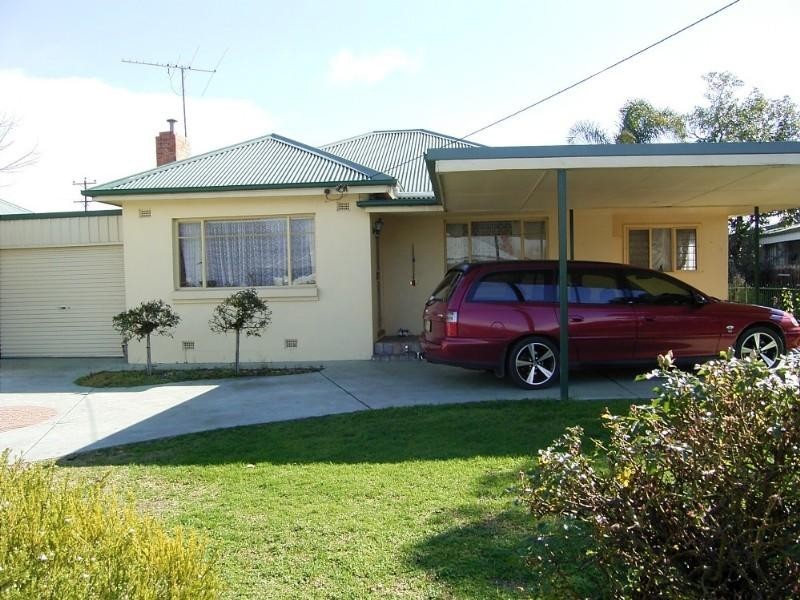 1089 Waugh Rd, North Albury NSW 2640