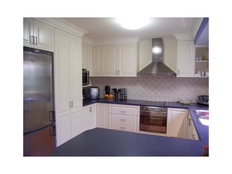 43 Saville Avenue, Lavington NSW 2641