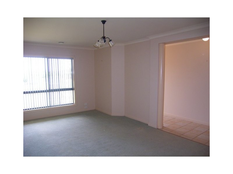 564 Daly Street, Lavington NSW 2641