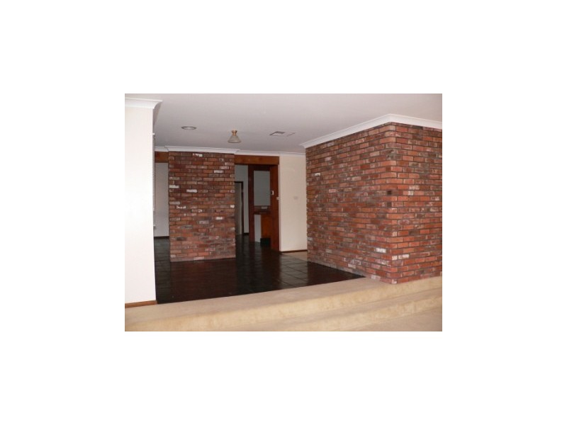 538 Spurrway Drive, West Albury NSW 2640