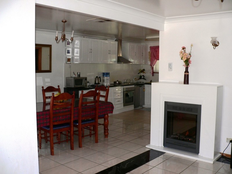 1068 Koonwarra Street, North Albury NSW 2640