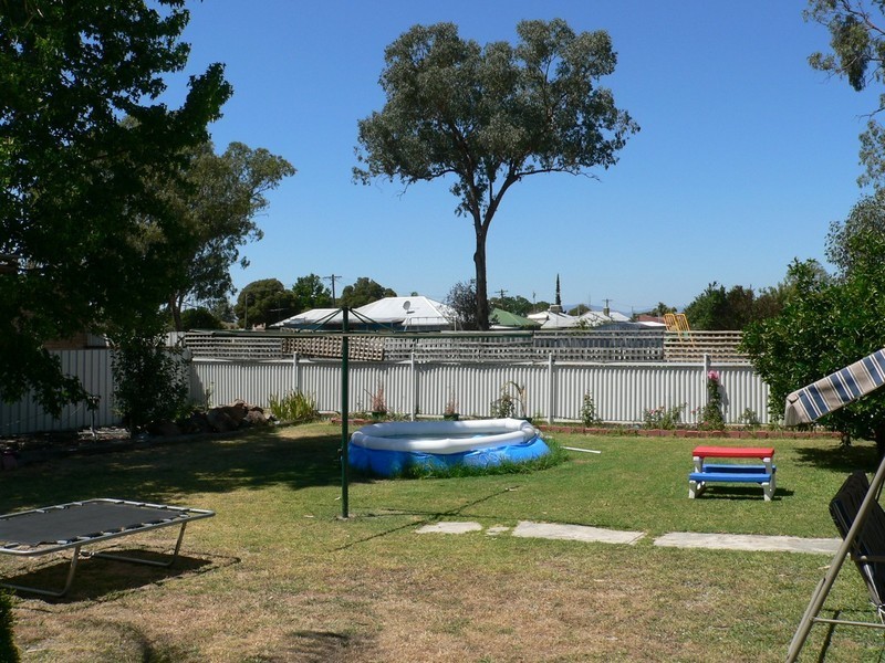 1068 Koonwarra Street, North Albury NSW 2640