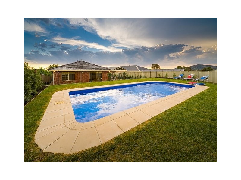 155 Newton Circuit, Thurgoona NSW 2640