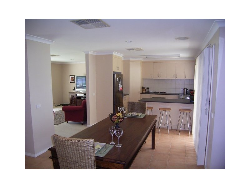 79 Wright Street, Lavington NSW 2641