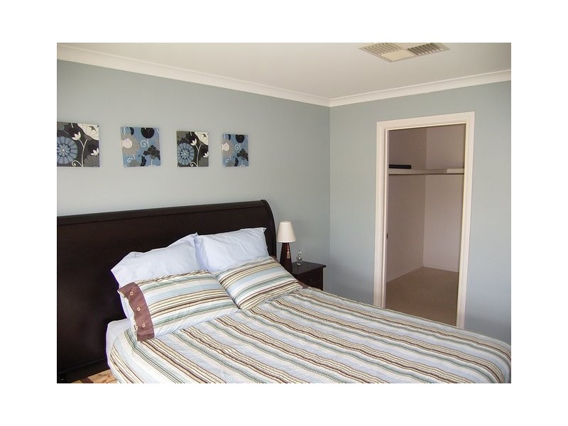 79 Wright Street, Lavington NSW 2641