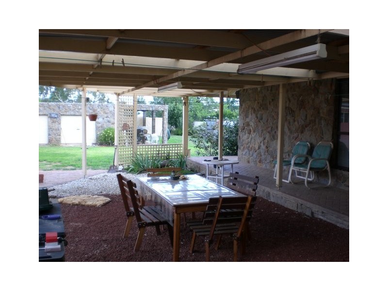 14 Kennedy Street, Howlong NSW 2643