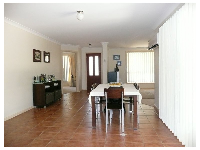 6 Meyer Place, Thurgoona NSW 2640