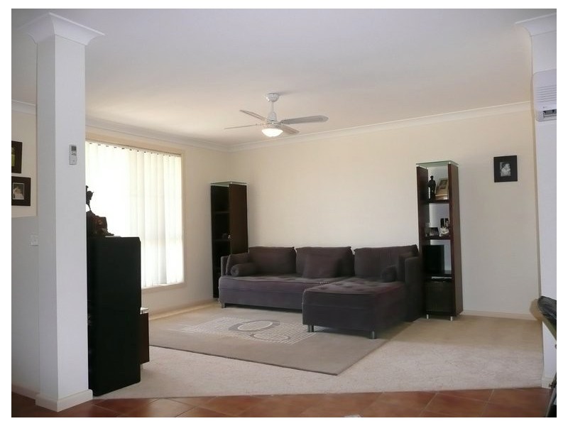 6 Meyer Place, Thurgoona NSW 2640