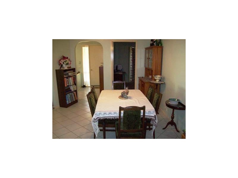 76 Hawkins, Howlong NSW 2643