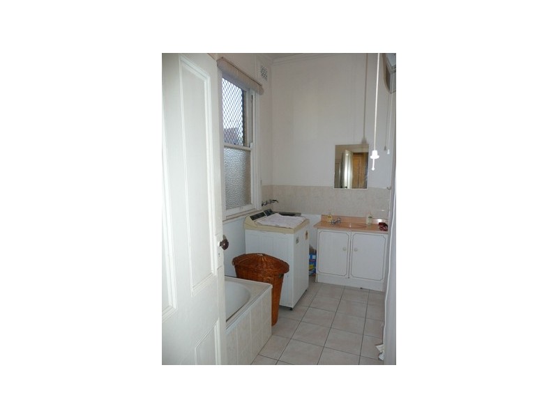 556 Thurgoona Street, Albury NSW 2640