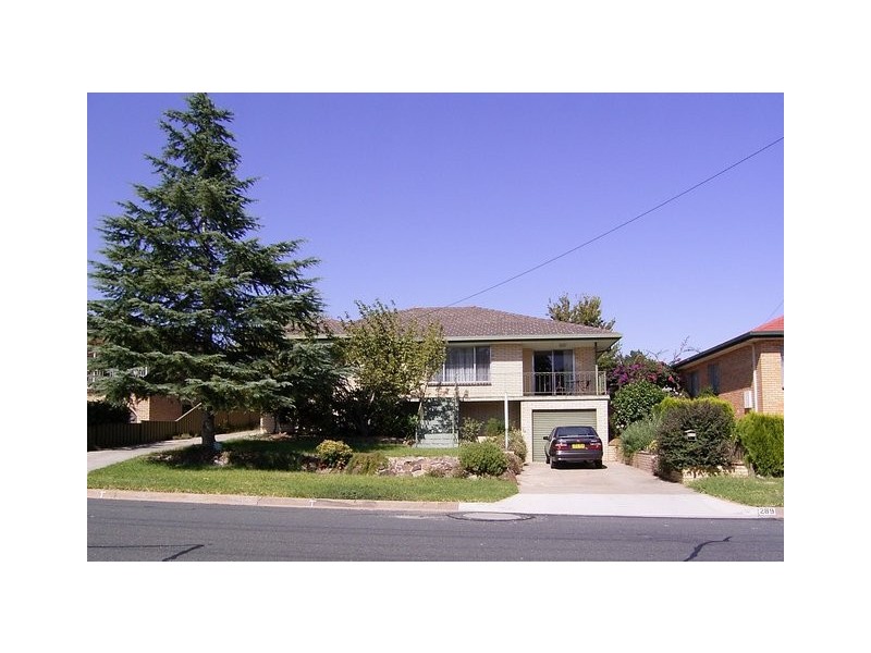 289 Vickers Road, Lavington NSW 2641