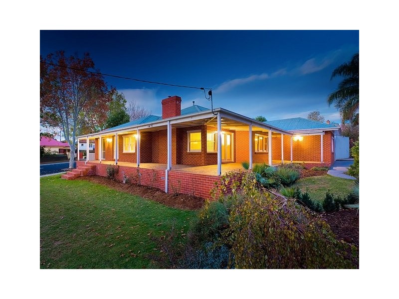 326 Mount Street, East Albury NSW 2640