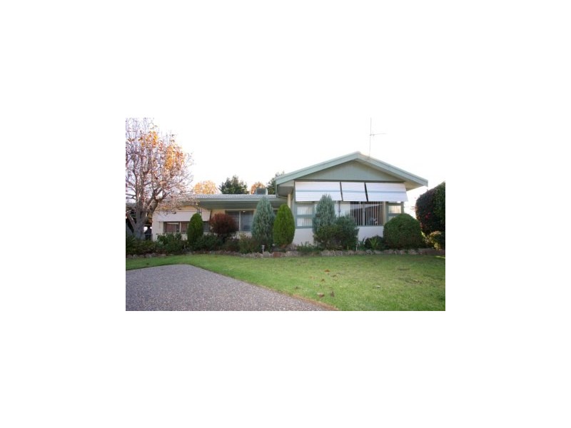 379 Allawah Street, North Albury NSW 2640