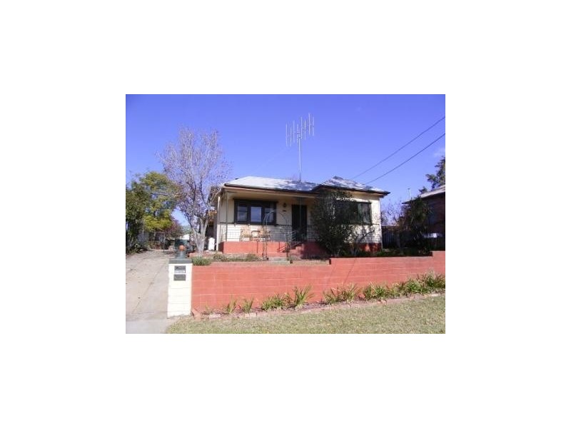 353 Amatex Street, East Albury NSW 2640