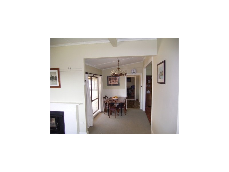 353 Amatex Street, East Albury NSW 2640