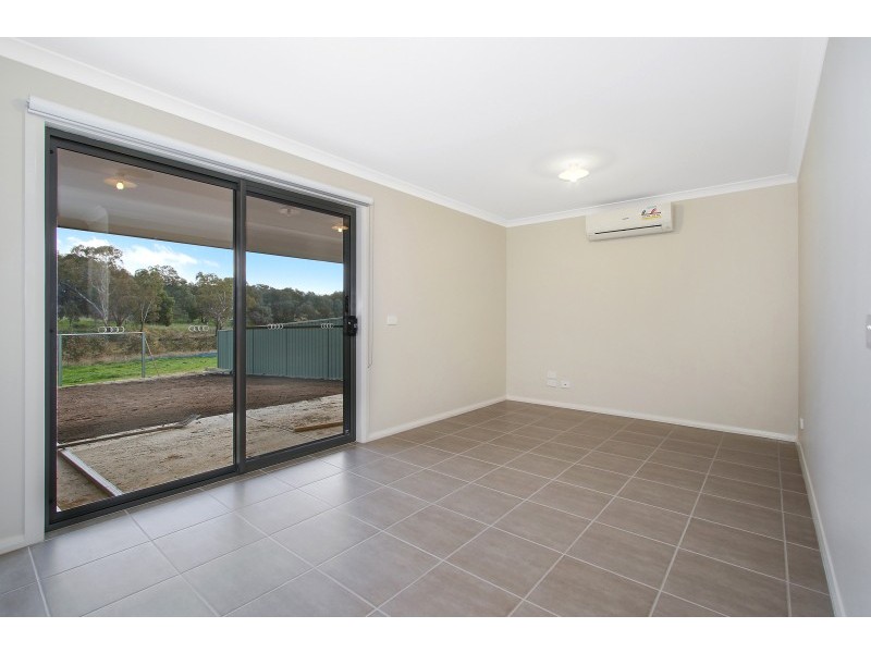575A Chant Street, Lavington NSW 2641