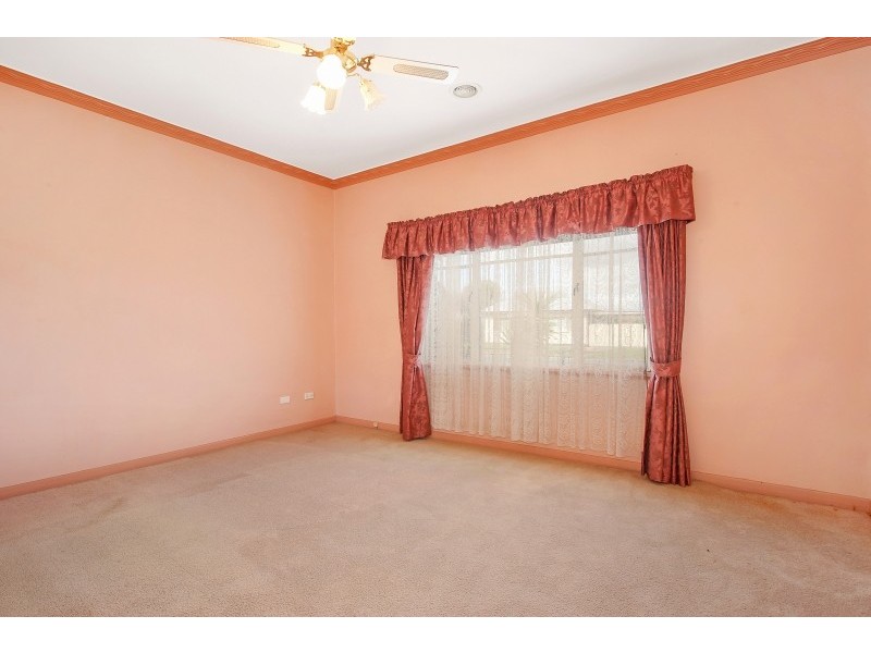 519 Kotthoff Street, Lavington NSW 2641