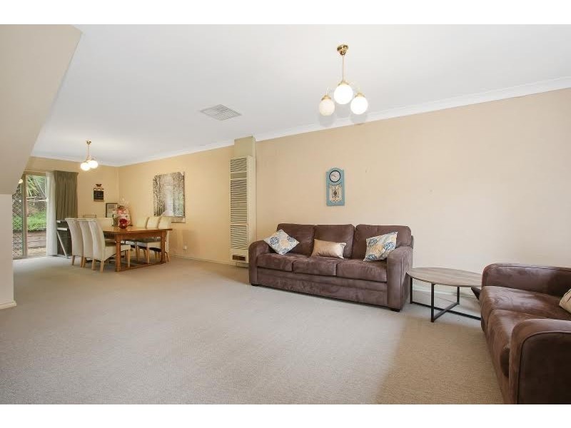 381 Schubach Street, East Albury NSW 2640