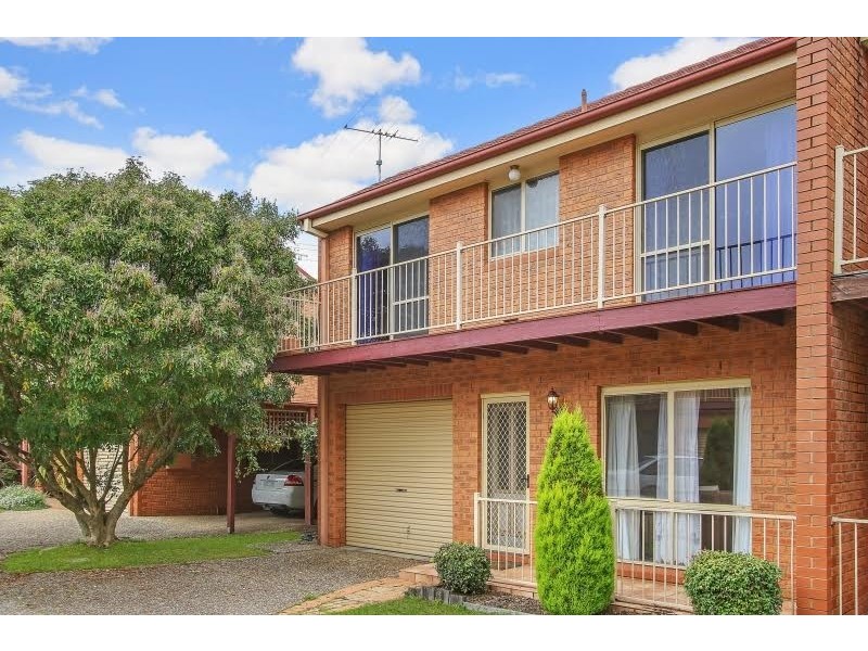 381 Schubach Street, East Albury NSW 2640