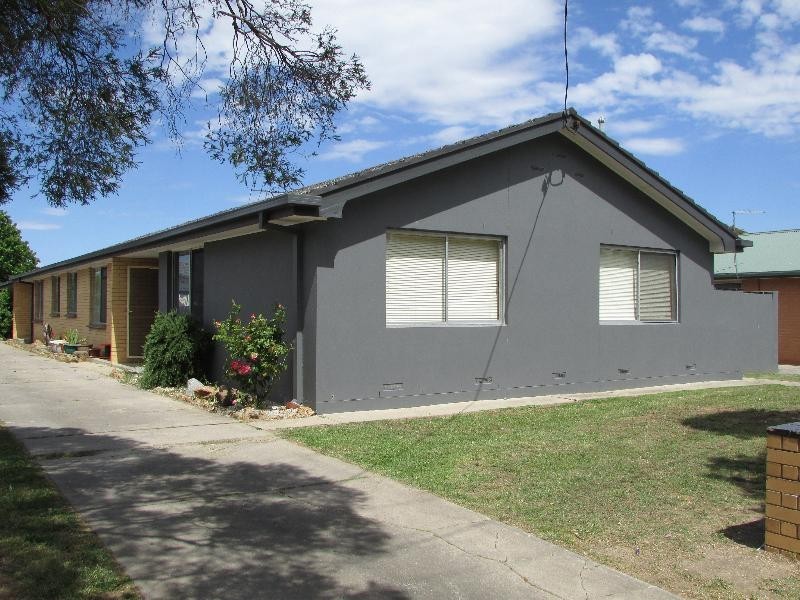 1-4/1050 Caratel Street, North Albury NSW 2640
