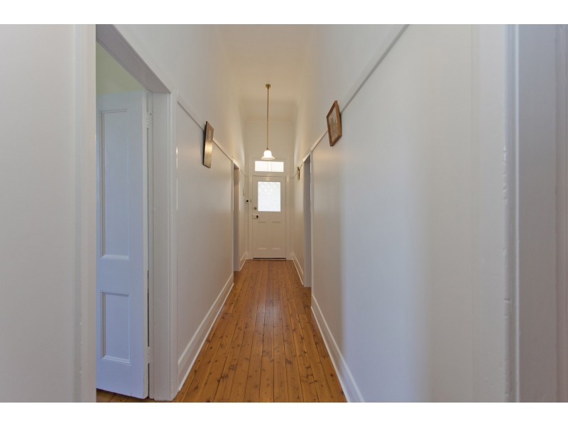 10 Balfour Street, Culcairn NSW 2660