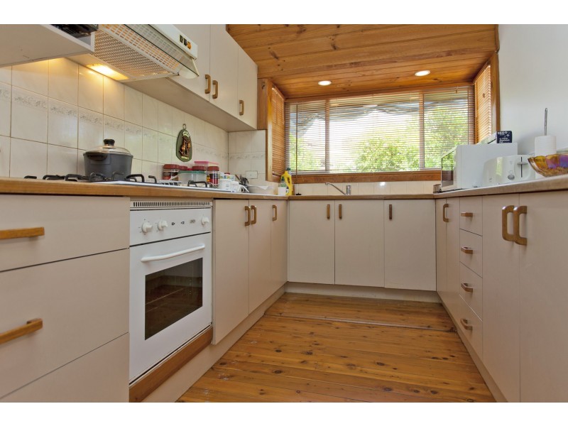 10 Balfour Street, Culcairn NSW 2660