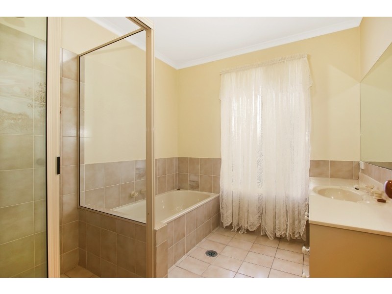 1/35 Condon Place, Lavington NSW 2641