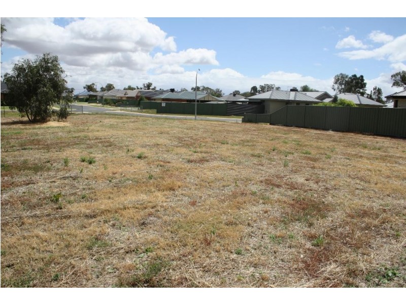 Lot 7 William Place, Howlong NSW 2643