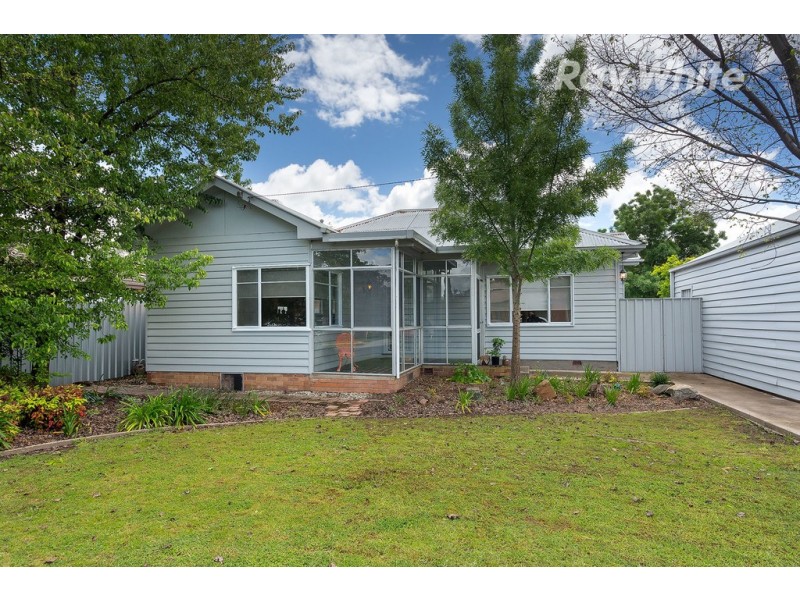 536 Sanders Road, Lavington NSW 2641