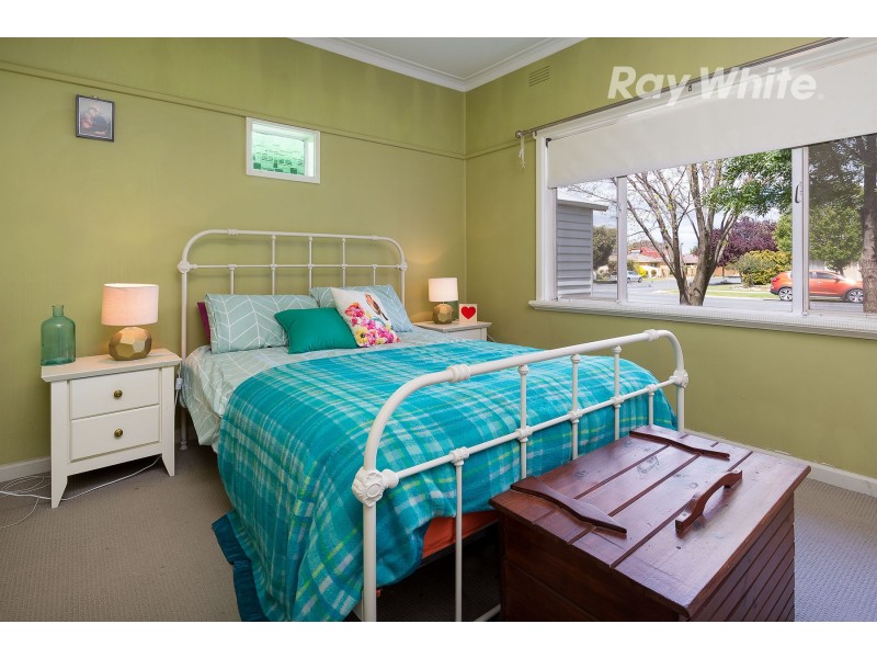 536 Sanders Road, Lavington NSW 2641