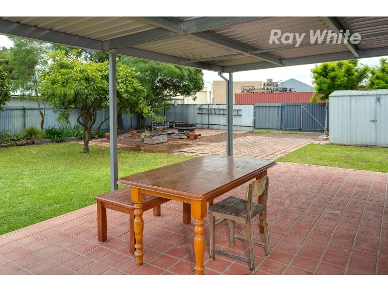 536 Sanders Road, Lavington NSW 2641