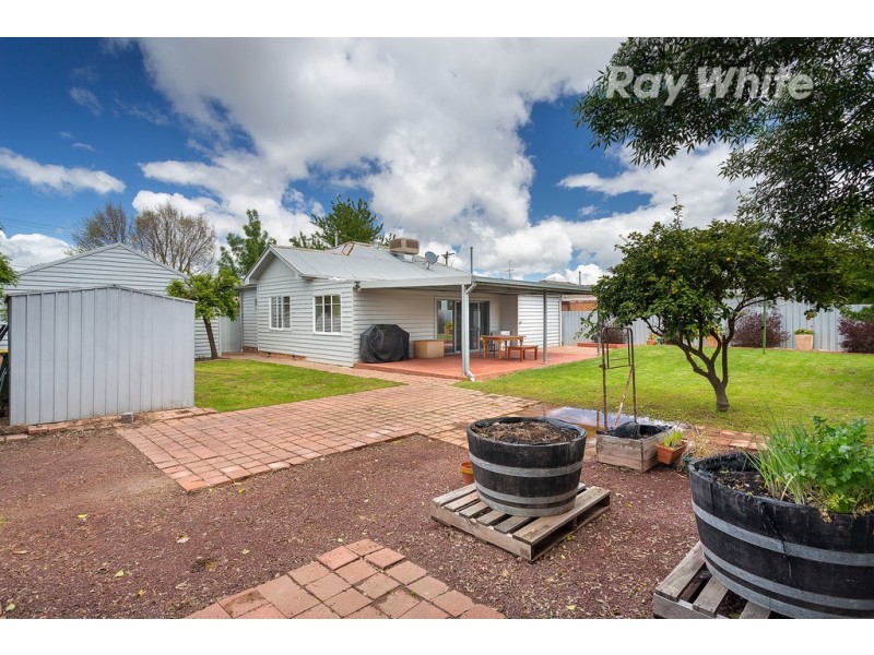 536 Sanders Road, Lavington NSW 2641