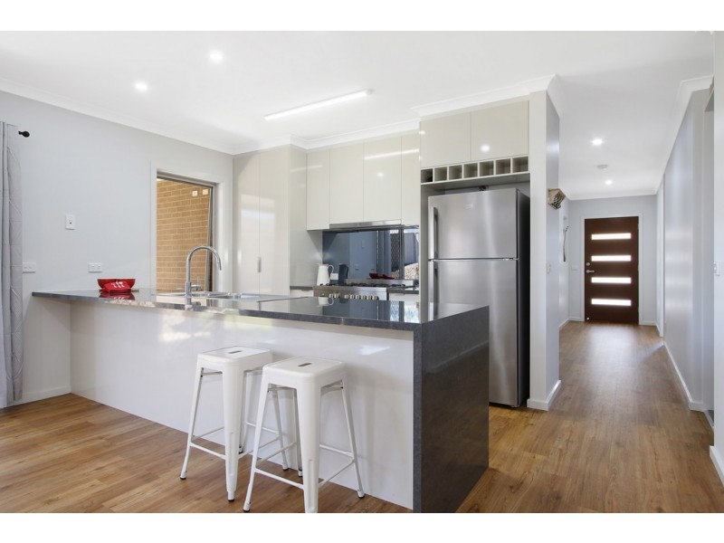 7 Oxley Way, Lavington NSW 2641