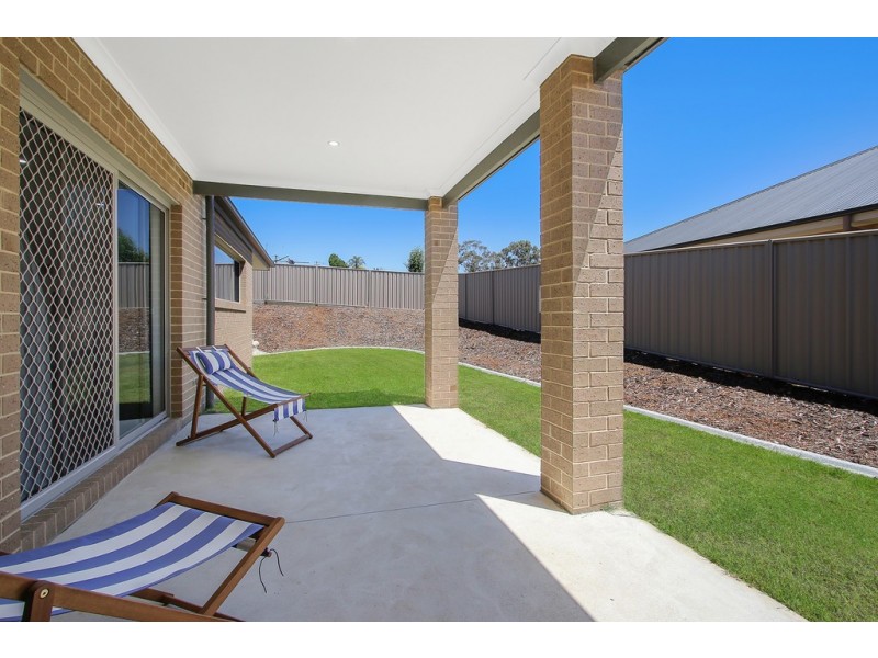 7 Oxley Way, Lavington NSW 2641
