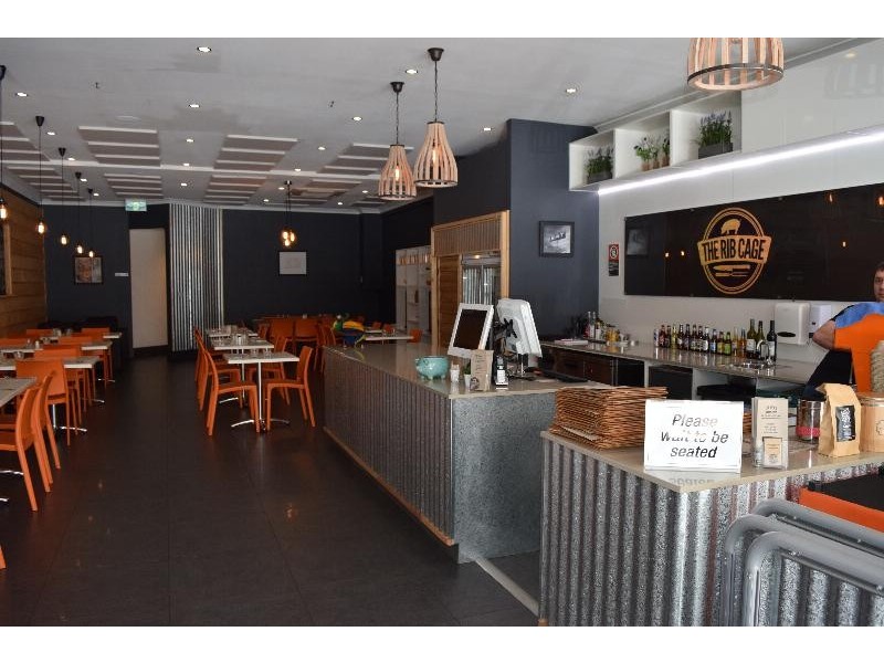 451 Dean Street, Albury NSW 2640