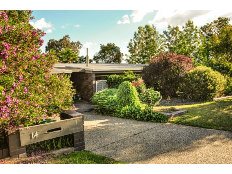 14 Darrambal Drive, Springdale Heights NSW 2641