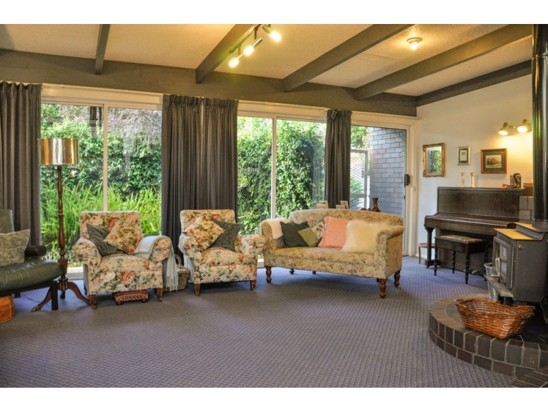 14 Darrambal Drive, Springdale Heights NSW 2641