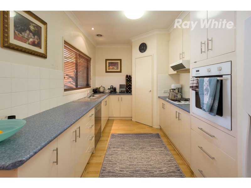 25 Mountford Crescent, East Albury NSW 2640