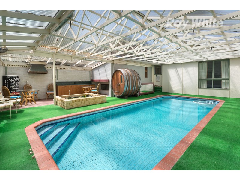 23 Craig Drive, Bellbridge VIC 3691