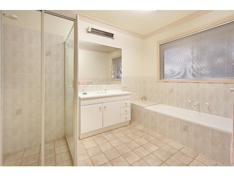 37 Franklin Court, Glenroy NSW 2640